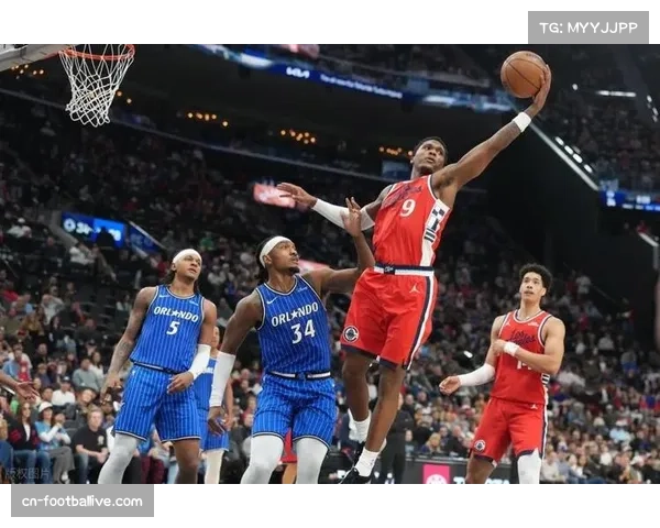 魔术险胜快船 贝恩36分关键表现助球队完成赛季双杀 魔术险胜快船 贝恩36分关键表现助球队完成赛季双杀