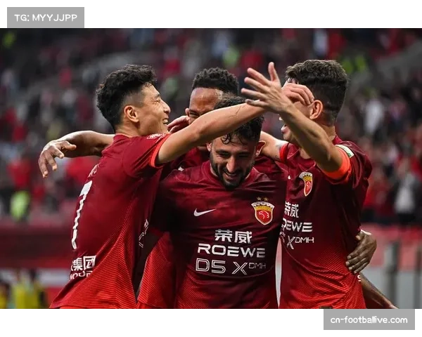 上海海港补时绝杀云南玉昆 卫冕冠军艰难实现积分转正 上海海港补时绝杀云南玉昆 卫冕冠军艰难实现积分转正